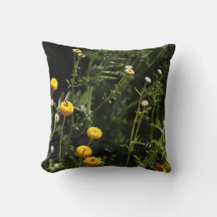 Petit coussin à fleurs jaunes et blanches