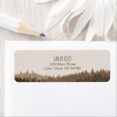 Petit étiquette de adresse pour mariage de montagn (En situation)