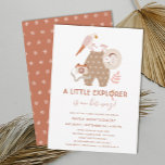 Petit Explorer Boho Girl Baby shower<br><div class="desc">Cette adorable invitation au baby shower présente des couleurs boho orange et rouge terre cuite, beige, blanc cassé, gris, rose clair et orange doré. Le design principal contient un petit pull pour bébé, un casquette avec une fleur, un perroquet, une caméra et un petit accent de feuille. Le texte principal,...</div>