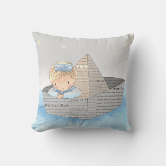Petit garçon dans Dream Boat Accent Coussin (Recto)