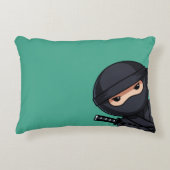 Petit guerrier ninja sur un coussin d'accent vert (Devant)