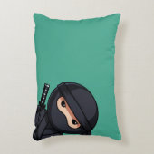 Petit guerrier ninja sur un coussin d'accent vert (Devant(Vertical))