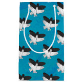 Petit Sac Cadeau Aigle ombragé sur bleu (Devant)