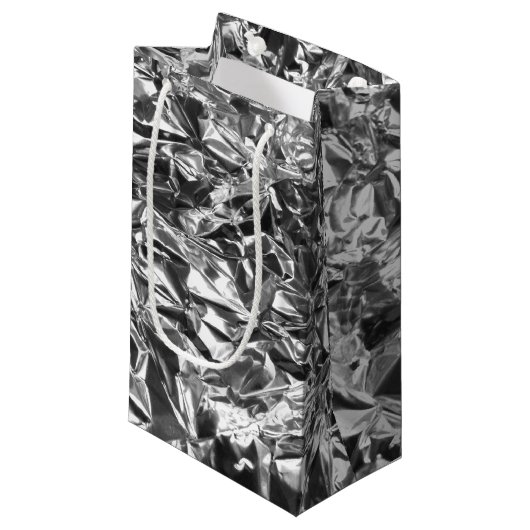 Petit Sac Cadeau Aluminium Foil Design couleur argent (Devant Angle)