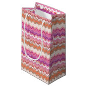 Petit Sac Cadeau Arrière - plan rose de zigzag (Devant Angle)