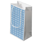 Petit Sac Cadeau Art populaire ethnique letton bleu et blanc (Dos Angle)