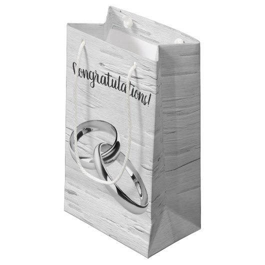 Petit Sac Cadeau Bagues mariages Sur Bouleau Blanc (Devant Angle)