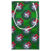 Petit Sac Cadeau Bal de soccer blanc et bleu sur vert (Dos)