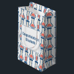 Petit Sac Cadeau Beaker & Test Tube Science Themed<br><div class="desc">Sac cadeau avec un dessin mignon d'un tube d'essai et d'un bécher. Parfait pour les types scientifiques.</div>