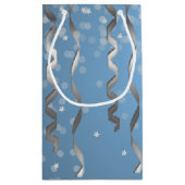 Petit Sac Cadeau Bleu avec Streamers en argent et étoiles (Dos)