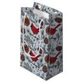 Petit Sac Cadeau Bleu clair Hiver Perché Rouge Cardinal & Pine Cône (Devant Angle)