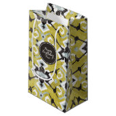 Petit Sac Cadeau Boho chic gris foncé et jaune ikat motif tribal (Devant Angle)