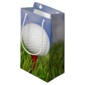 Petit Sac Cadeau Boule de golf sur tee (Devant Angle)