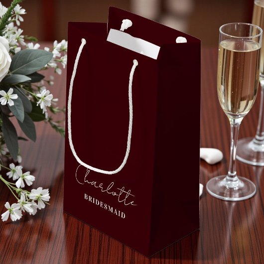 Petit Sac Cadeau Bridesmaid Minimalist Script | Deep Burgundy