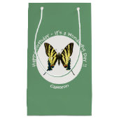 Petit Sac Cadeau C'est une fête d'anniversaire de papillon à queue (Devant)