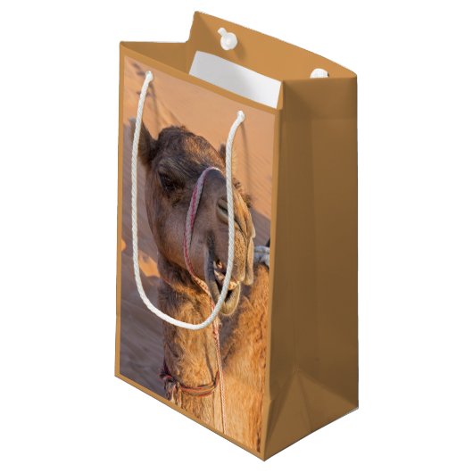 Petit Sac Cadeau Chameau drôle (Devant Angle)