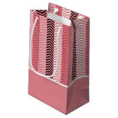 Petit Sac Cadeau Chic Rose Chevron Grille Avec Nom (Dos Angle)