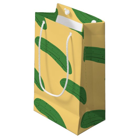 Petit Sac Cadeau Colis de concombre Humour de nourriture végétale (Devant Angle)