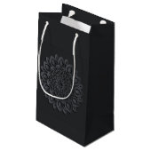 Petit Sac Cadeau Contemporain Coupe de papier noir Mandala (Dos Angle)
