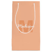 Petit Sac Cadeau Couleur de pêche de 2024 avec nom Monogramme perso (Devant)