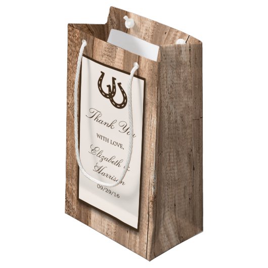 Petit Sac Cadeau Country Rustic Horseshoe & Brown Wood Mariage (Devant Angle)