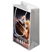 Petit Sac Cadeau Course automobile gâteau d'anniversaire - (Devant Angle)