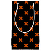 Petit Sac Cadeau Croix orange sur le noir (Devant)