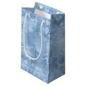 Petit Sac Cadeau Dreamy Blue Layered Heart Collage Pattern (Devant Angle)