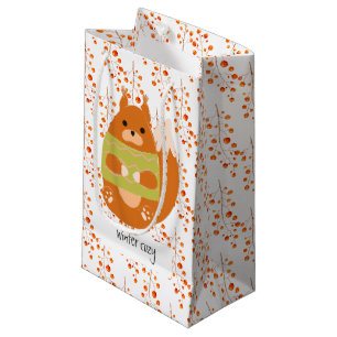 Petit Sac Cadeau Écureuil Brown rougeâtre dans un pull vert