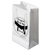 Petit Sac Cadeau Félicitations de ceinture noire d'arts martiaux (Devant Angle)