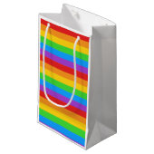 Petit Sac Cadeau Fierté dans chaque rayure (Devant Angle)