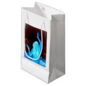 Petit Sac Cadeau fille hippie bleue (Devant Angle)