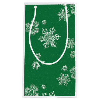 Petit Sac Cadeau Flocons de neige faits main - Vert clair et blanc