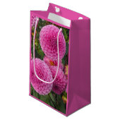Petit Sac Cadeau Flore de boule rose Dahlias (Devant Angle)
