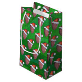 Petit Sac Cadeau Football de Santa Hat sur Vert (Dos Angle)