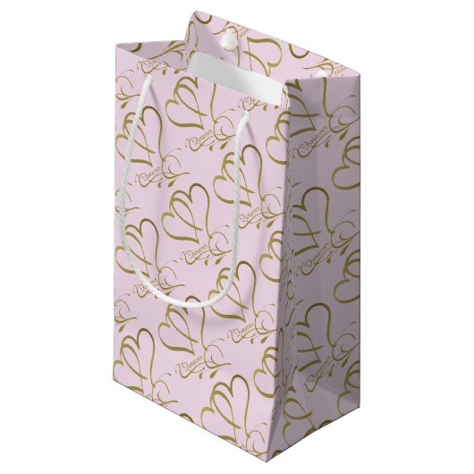 Petit Sac Cadeau Forever Hearts Gold sur rose (Devant Angle)