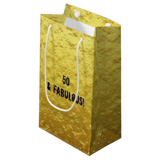 Petit Sac Cadeau Gold et Black 50 & Fabuleux Cadeau Anniversaire (Devant Angle)