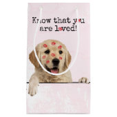 Petit Sac Cadeau Golden Retriever avec des baisers en bâton à lèvre (Devant)