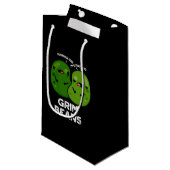 Petit Sac Cadeau Grim Haricots Funny Veggie Puns Dark BG (Devant Angle)