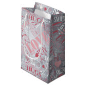 Petit Sac Cadeau Hugs and Kisses Word Cloud Pink/Silver ID286 (Devant Angle)