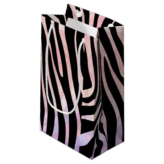 Petit Sac Cadeau Impression noire et rose Zebra (Devant Angle)