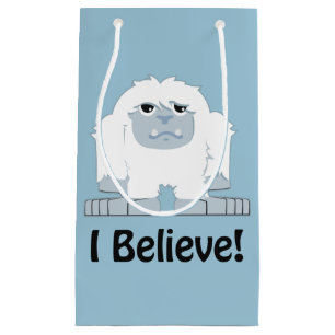 Petit Sac Cadeau Je Crois ! Cute Yeti