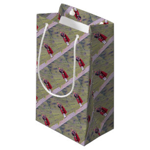 Petit Sac Cadeau Joueur de cornemuse écossais solitaire, montagnes
