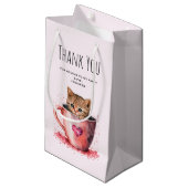 Petit Sac Cadeau Kitten dans un Teacup avec Merci de fête de coeur (Devant Angle)