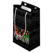 Petit Sac Cadeau Kwanzaa Dancers and Unity Cup Africain-Américain (Devant Angle)