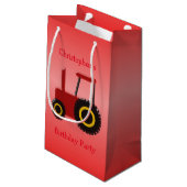 Petit Sac Cadeau Le tracteur rouge ajoutent juste l'anniversaire (Dos Angle)