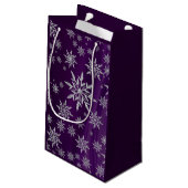 Petit Sac Cadeau Les flocons d'argent mousseux sur le violet (Dos Angle)