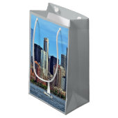 Petit Sac Cadeau Manhattan NY - Voilier Par Manhattan Skyline (Devant Angle)