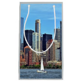 Petit Sac Cadeau Manhattan NY - Voilier Par Manhattan Skyline (Devant)