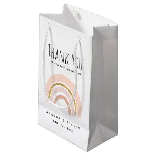Petit Sac Cadeau Mariage Boho Elegant Pink & Gold Rainbow (Devant Angle)